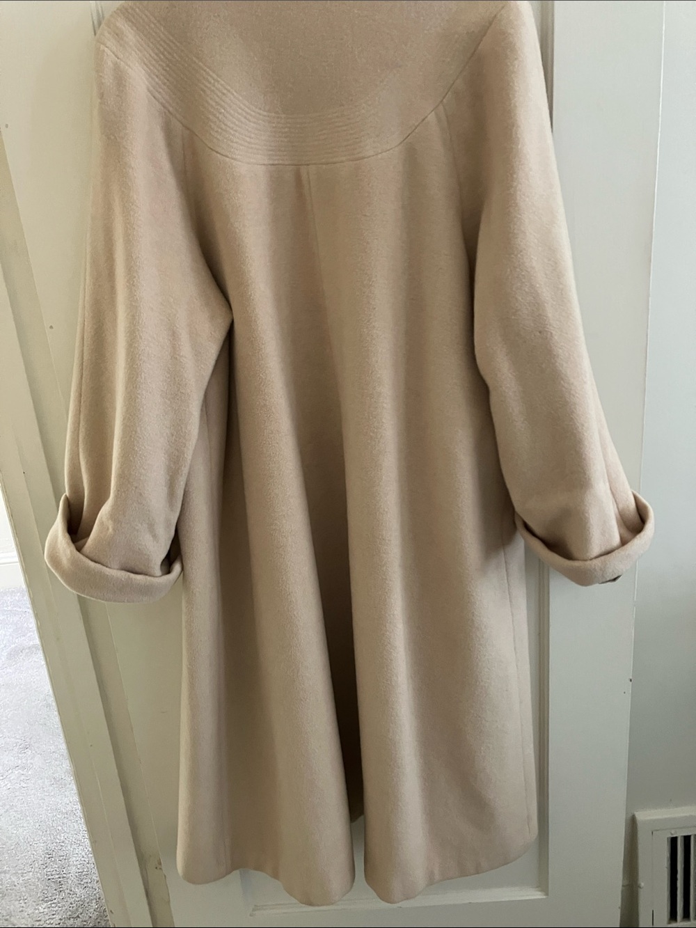 RARE! Stunning Vintage Overcoat in XL - Picture 2 of 11